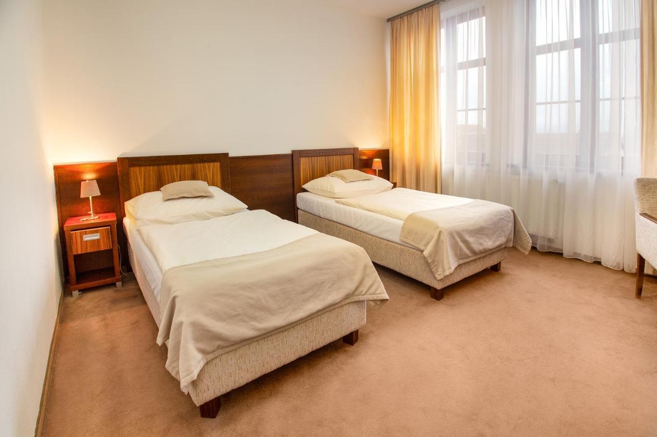 Hotel Academic 즈볼렌 외부 사진
