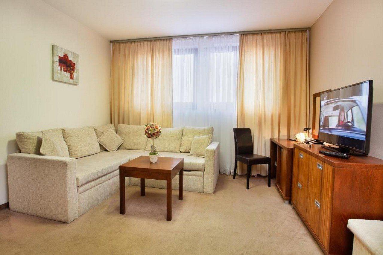 Hotel Academic 즈볼렌 외부 사진