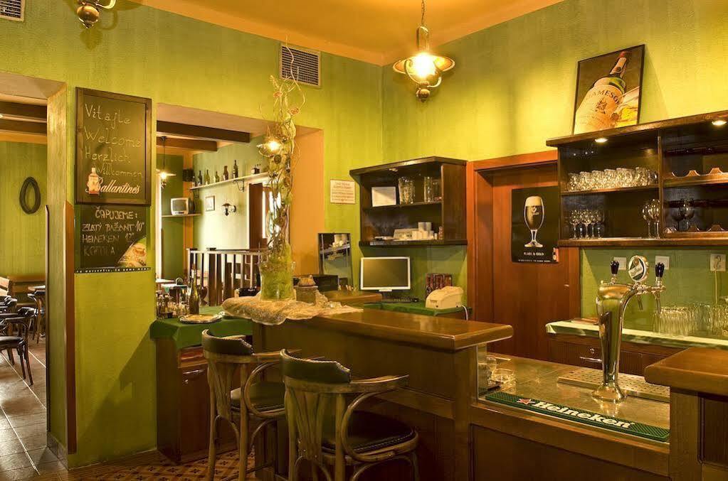 Hotel Academic 즈볼렌 외부 사진