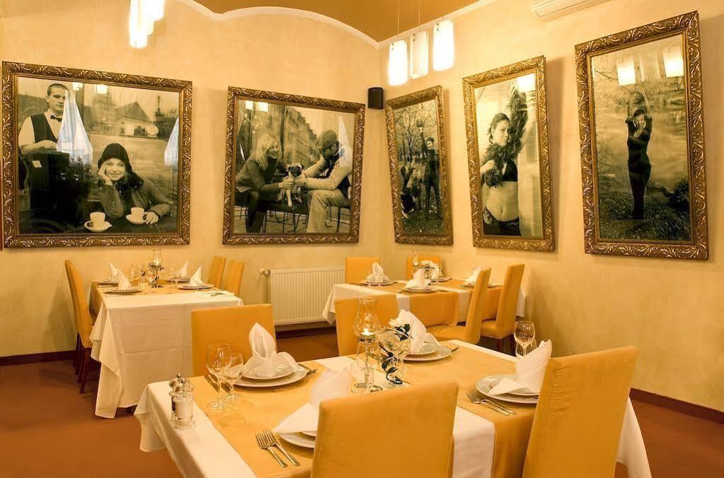 Hotel Academic 즈볼렌 외부 사진